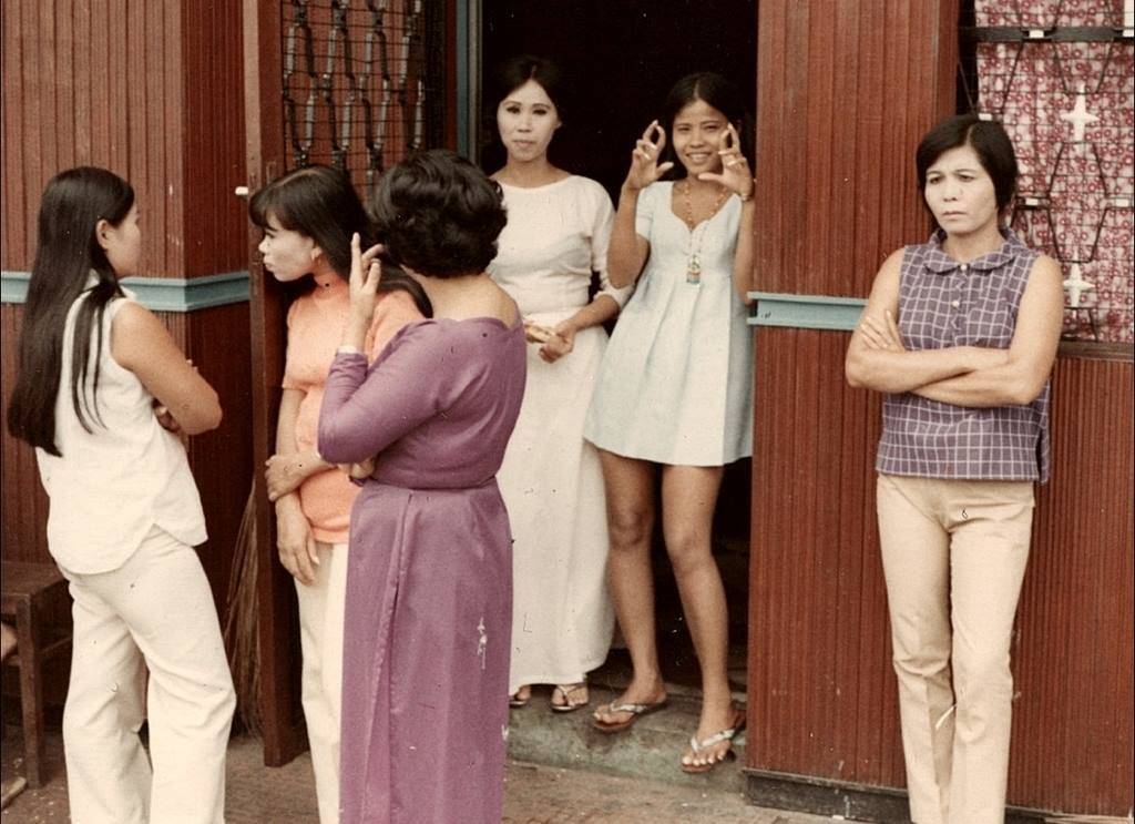  Where  find  a skank in Hanoi (VN)